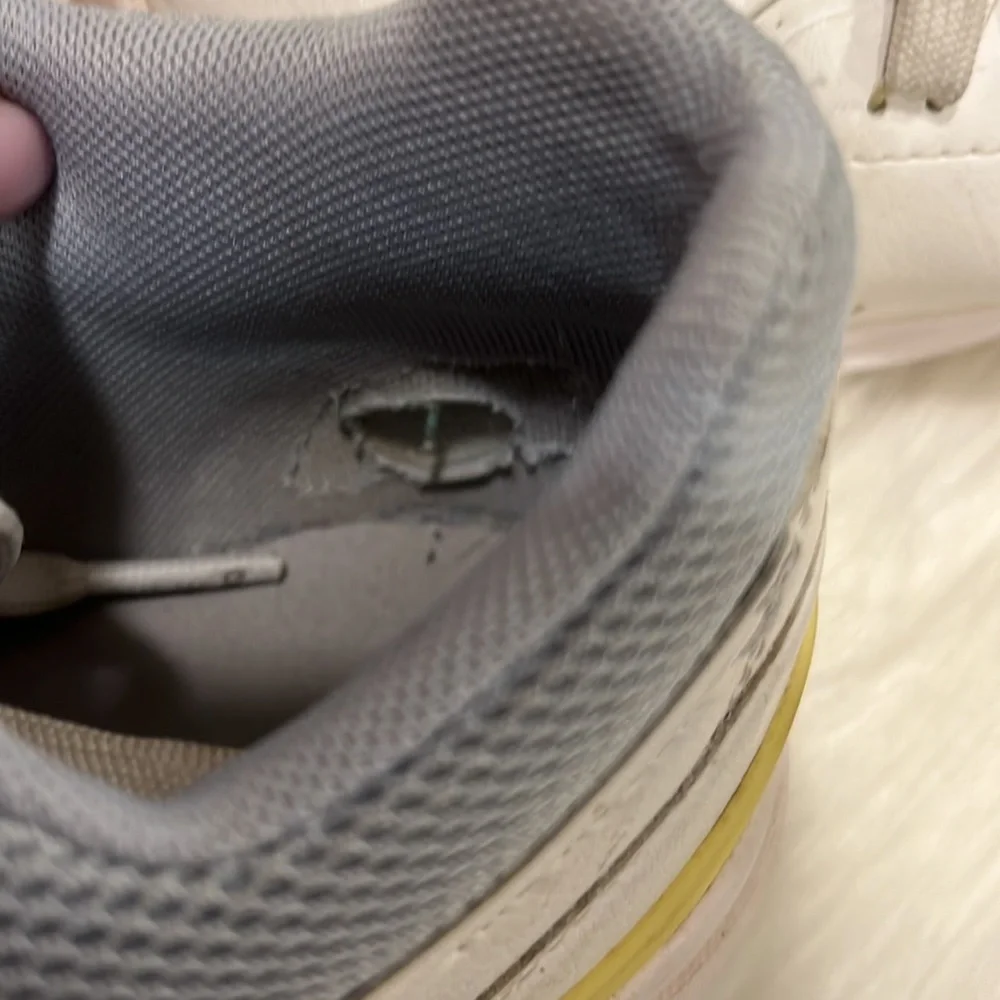 On Running The Roger Cloudtec White Leather Sneakers Women 8